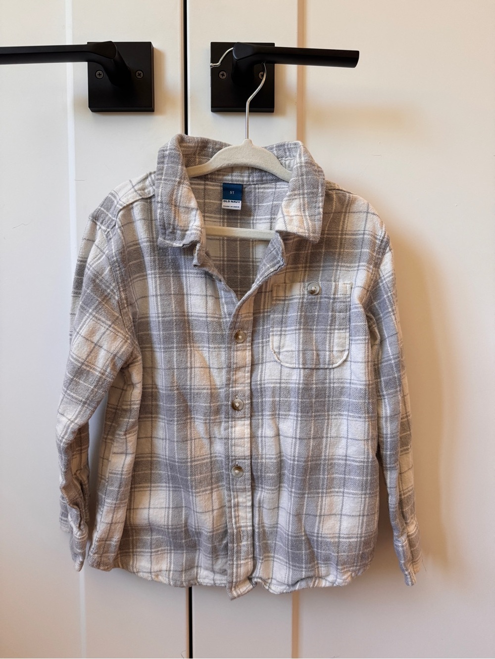 Old Navy Plaid Button-Down Shirt